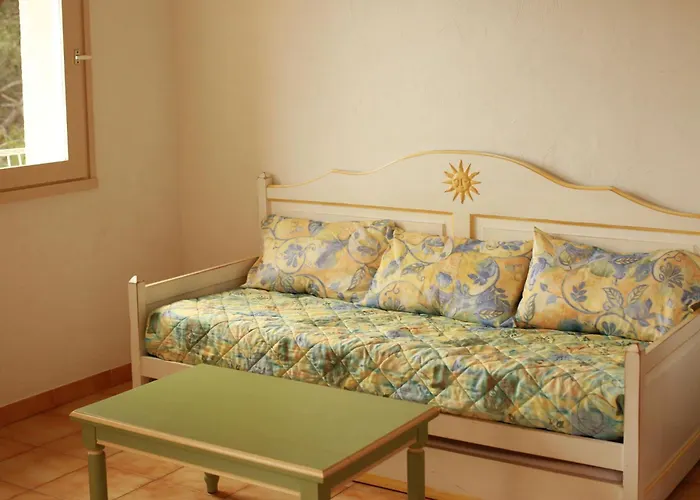 Residence Hoteliere Le Provencal A Giens - Bord De Mer
